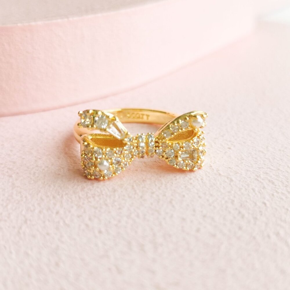 Kendra Scott - Krista White Mix Gold Bow Cocktail Ring #7 - NEW
